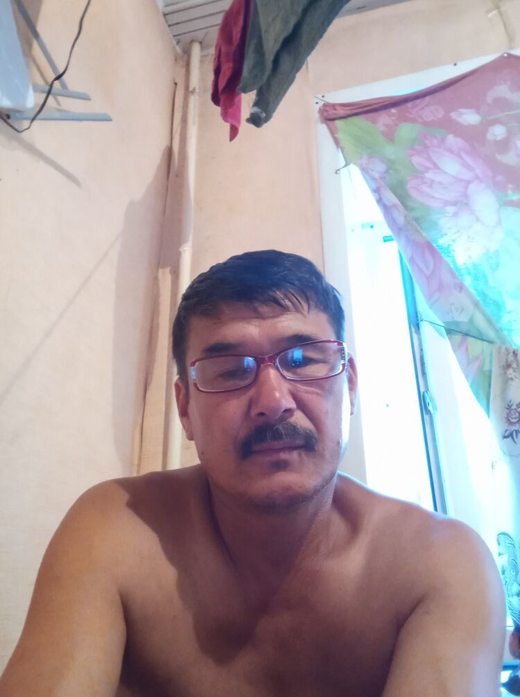  36511827  , 52 ,    