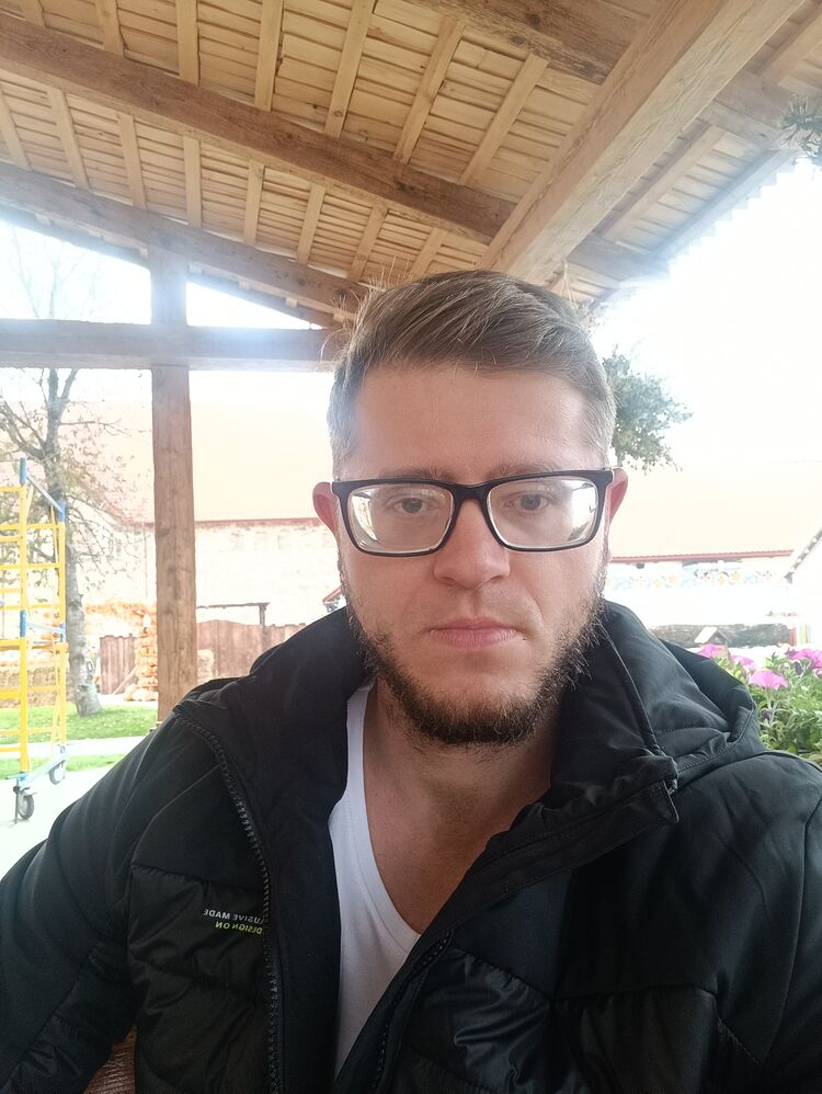  53860337  Ihor, 30 ,    