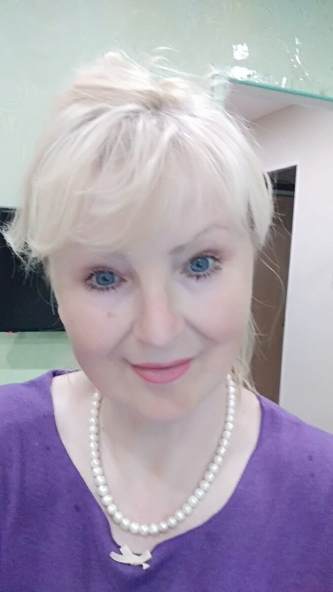  16884847  Irina, 62 ,    
