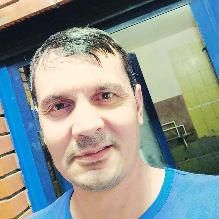  54684647  Sasha, 40 ,    