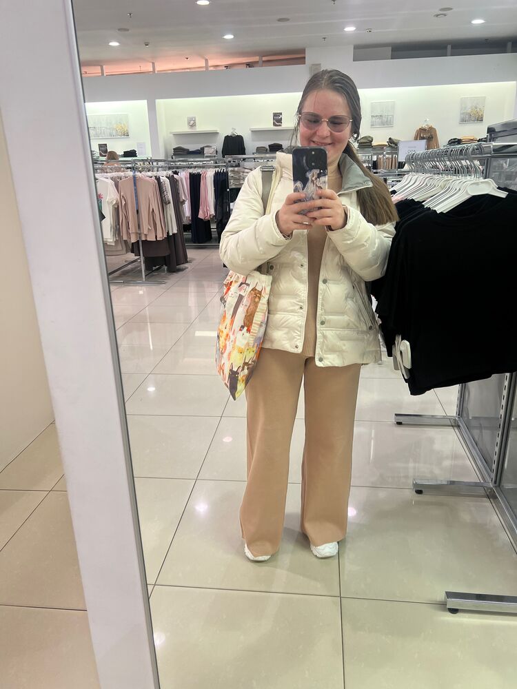  54658527  , 34 ,    -