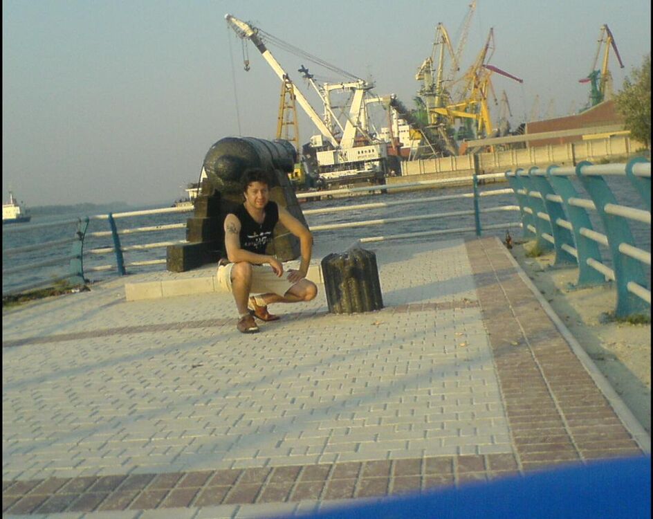  49262577  , 53 ,    