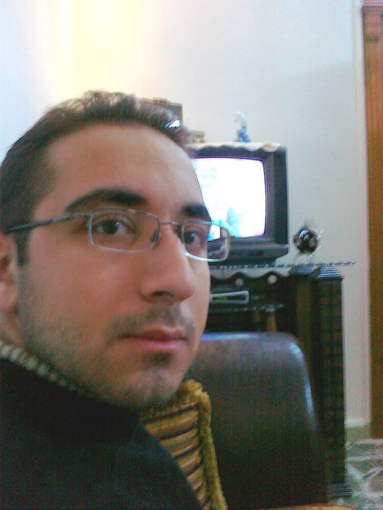  6220037  Angelo, 37 ,    