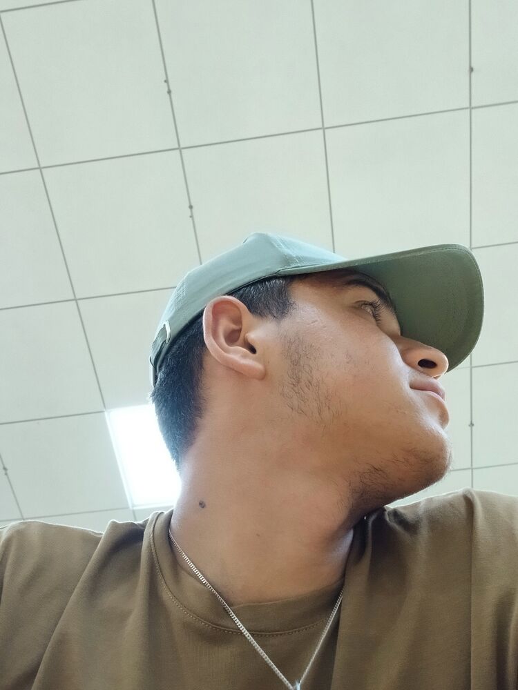  52717787  , 19 ,    
