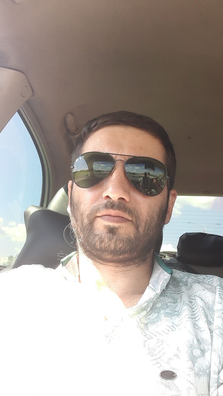  28562327  A, 44 ,    