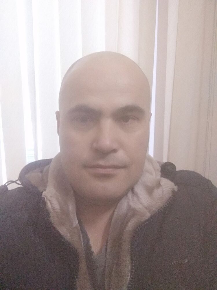  19024487  , 44 ,    