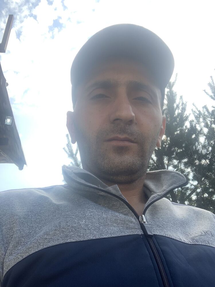  24926607  , 40 ,    