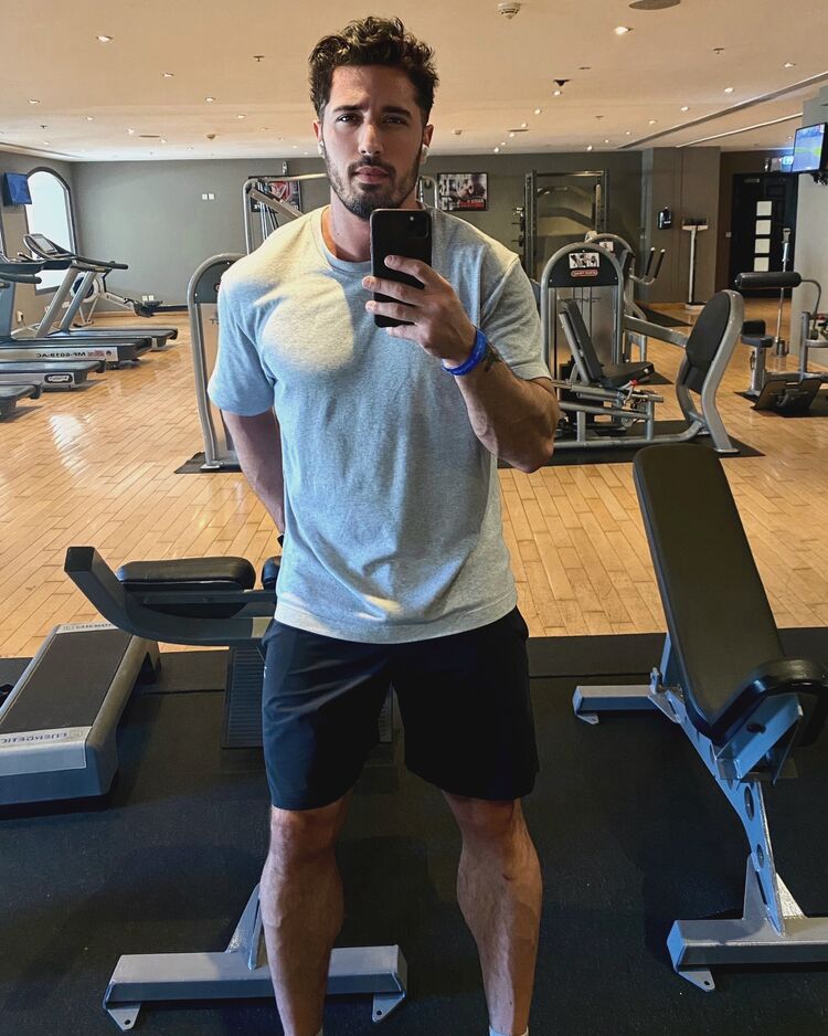 ���� 49718097 ������� �������, 37 ���, ���� ���������� � ������