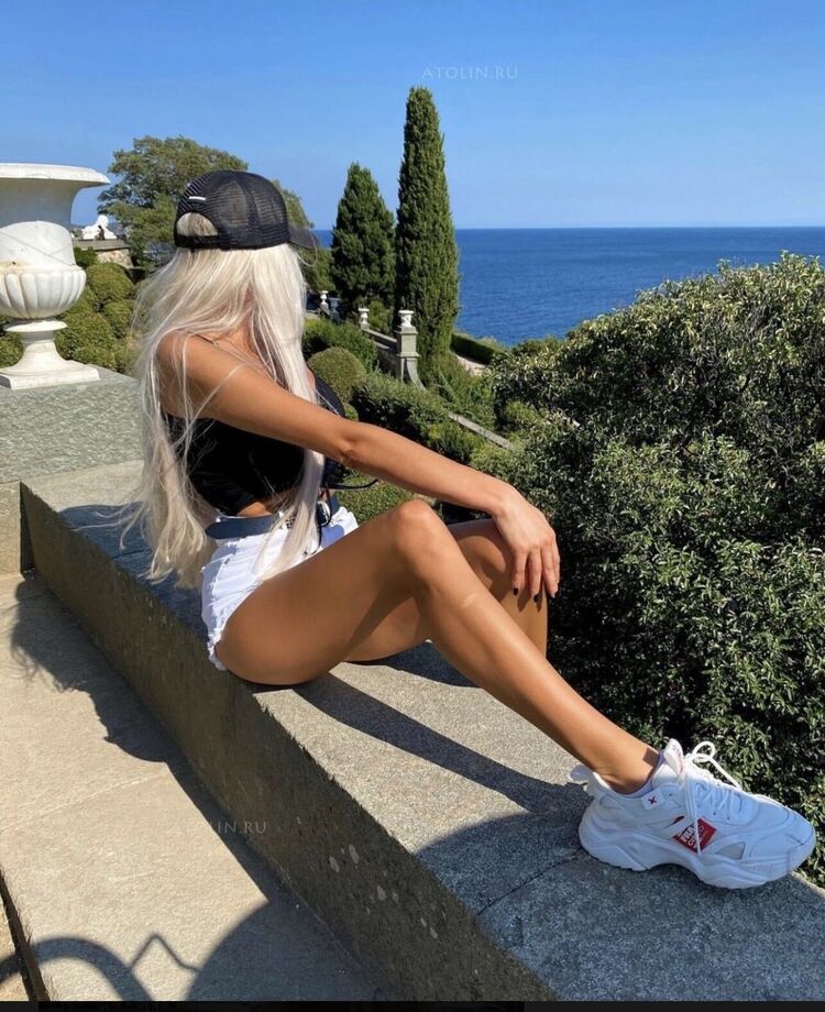  28586067  Tina, 31 ,    