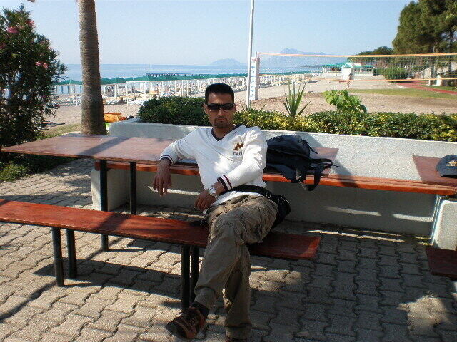  20369757  Ahmet, 49 ,    