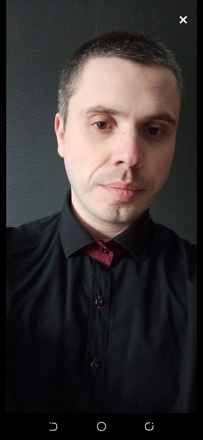  ,   Denis, 33 ,   ,   , c , 