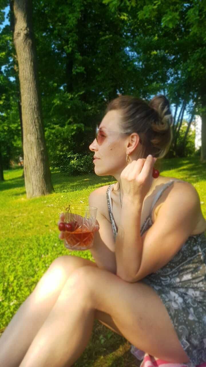  ,   Evgeniya, 42 ,   ,   
