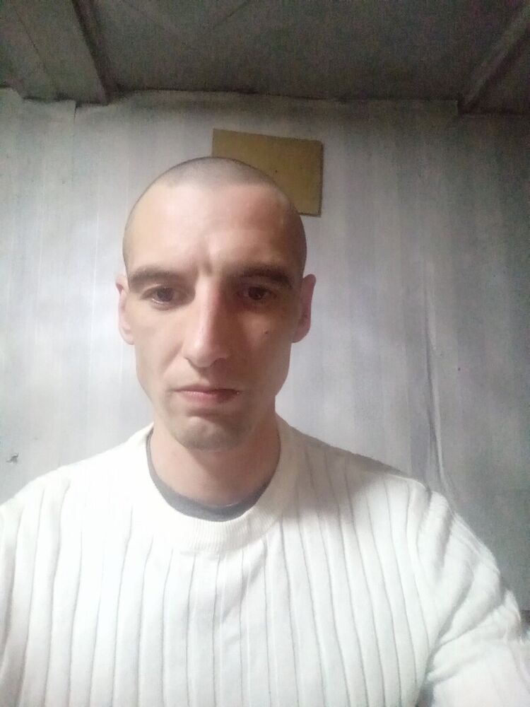  21646447  , 32 ,    