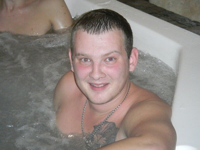  ,   Pavel, 38 ,   ,   , c 