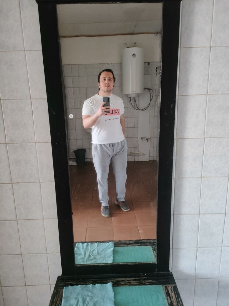  33810357  , 24 ,    