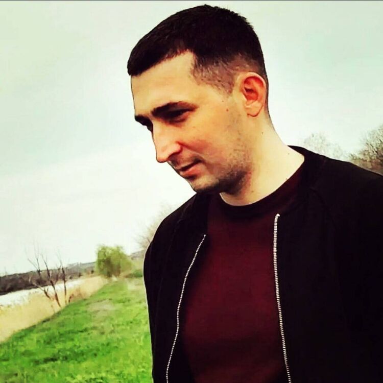  49488527  Vladimir, 36 ,    