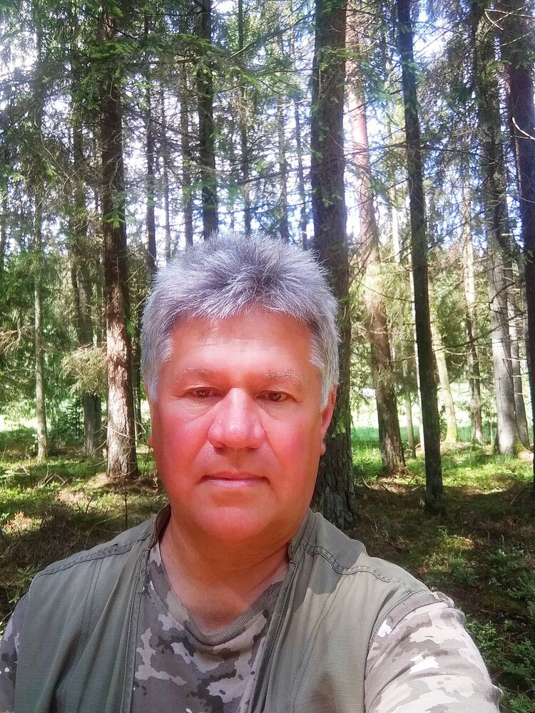  28132897  Aleksandr, 66 ,    