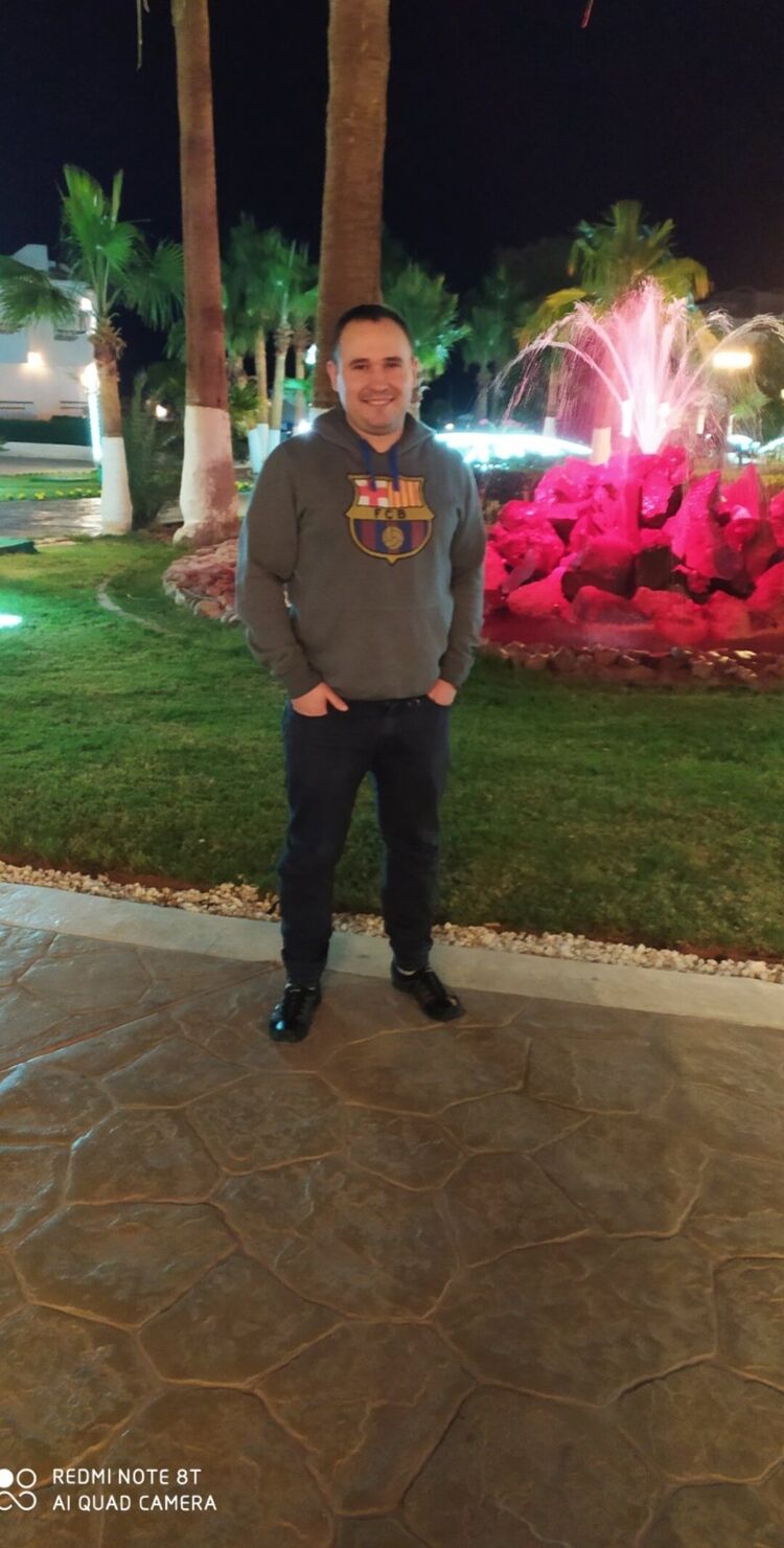 37414557  Ruslan, 33 ,    