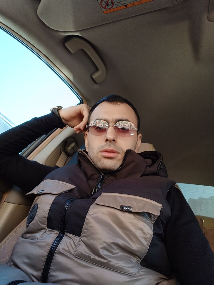 42247947  , 30 ,    