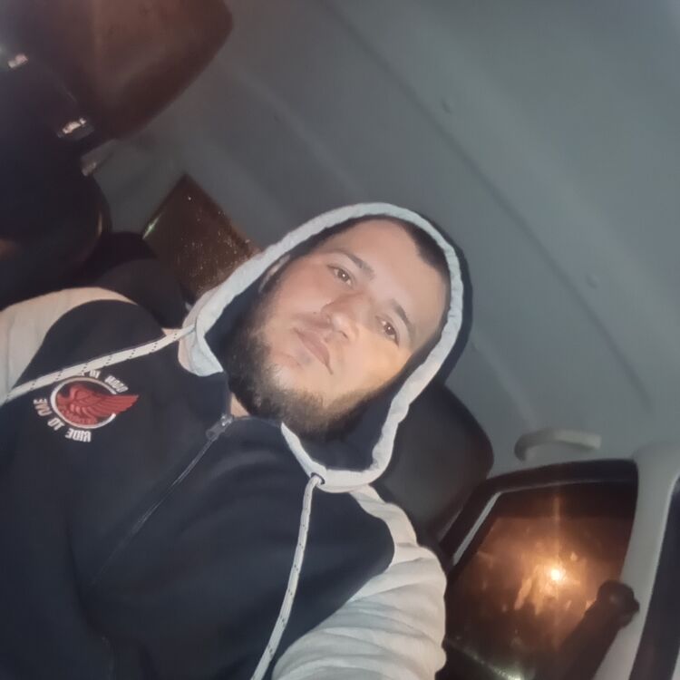  37845837  , 32 ,    