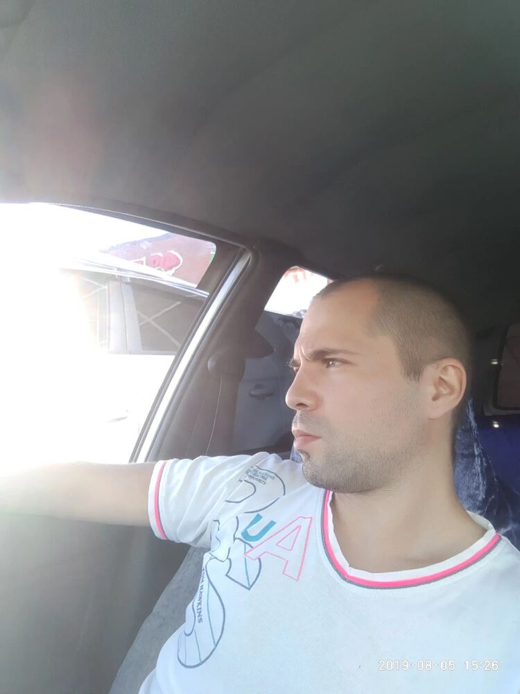  ,   Valery, 40 ,   ,   , c , 