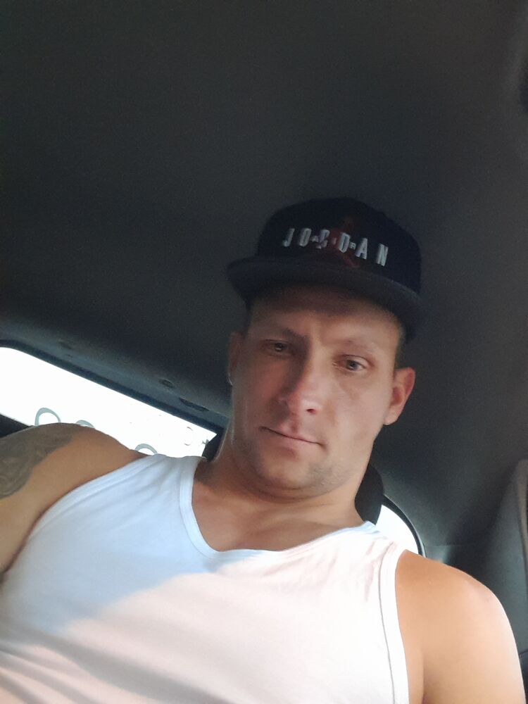  49415417  , 39 ,    