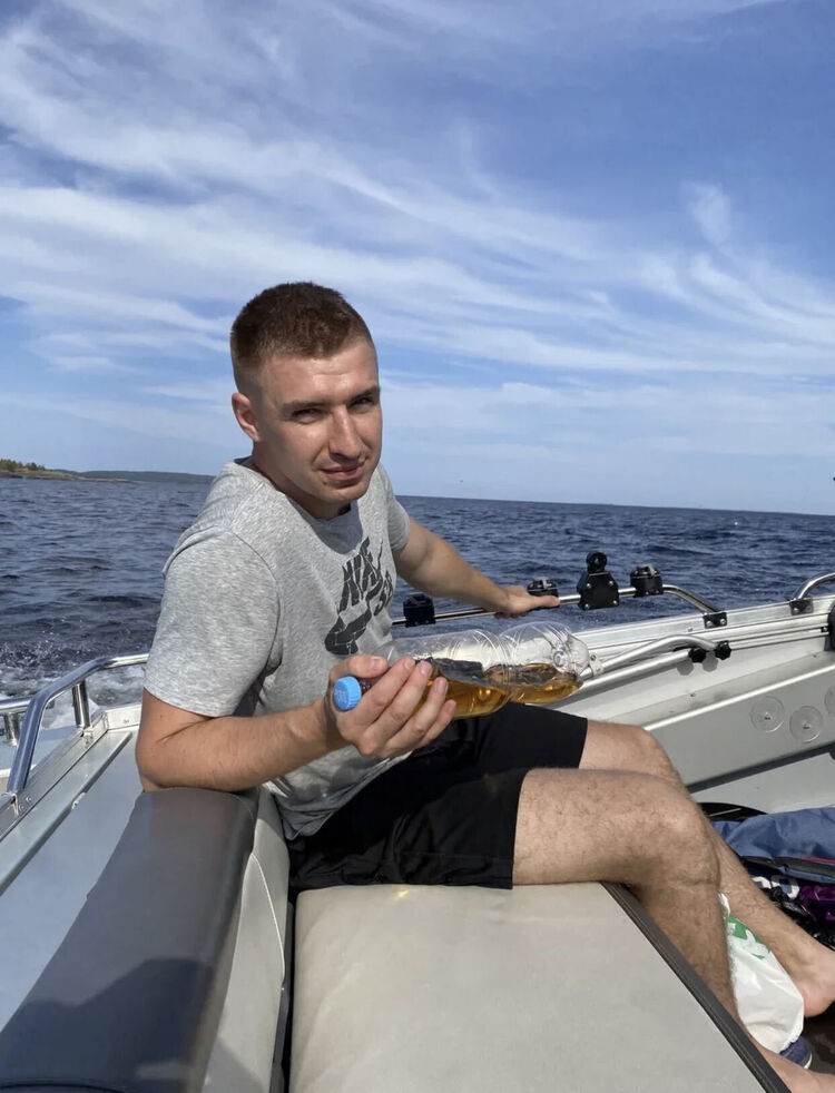  27201667  , 33 ,    -