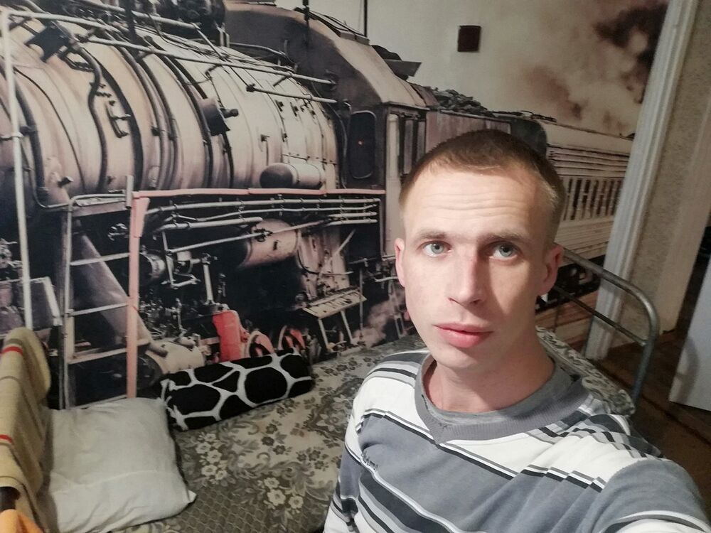  18605347  , 36 ,    