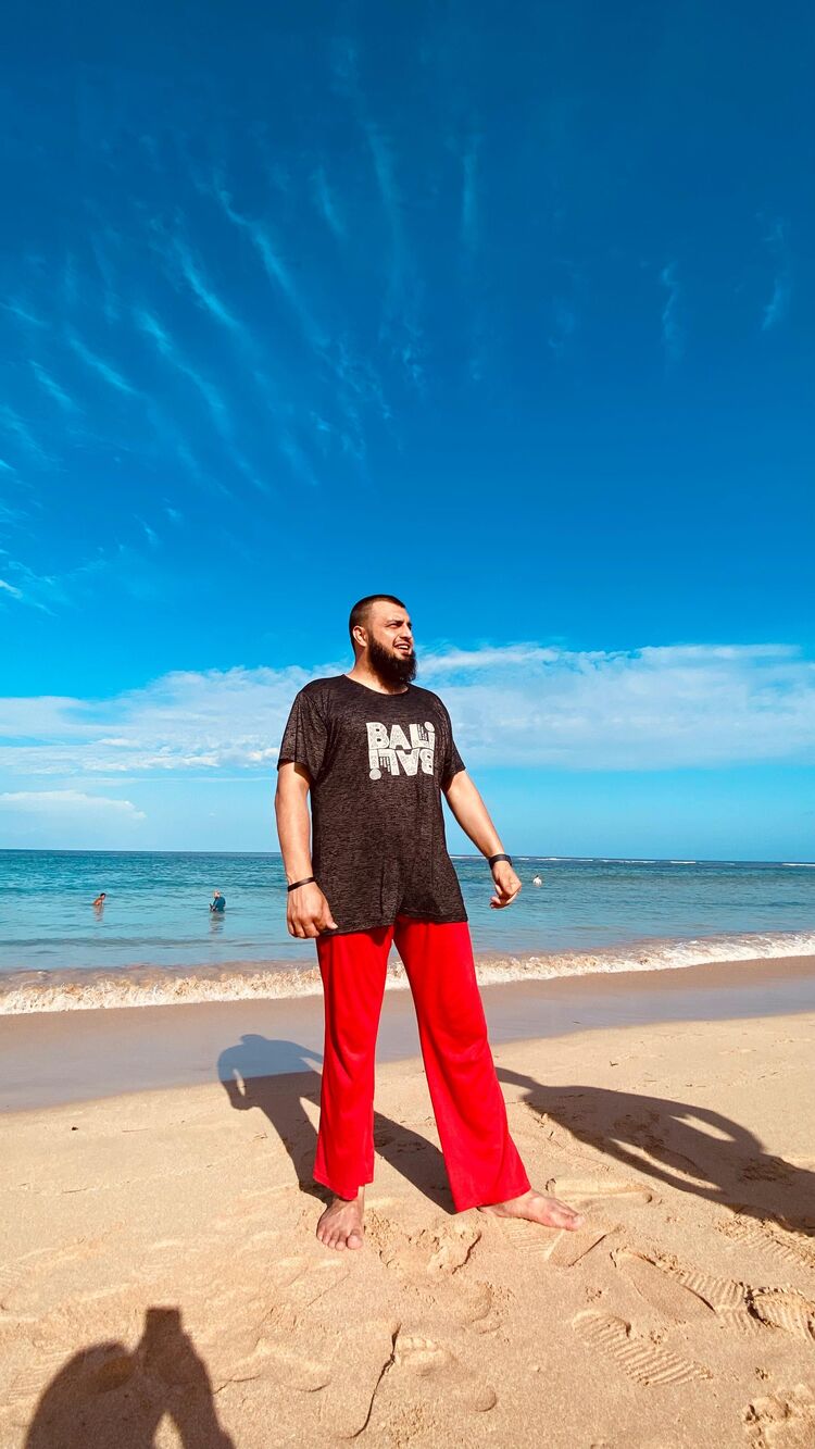  46842237  , 30 ,    -