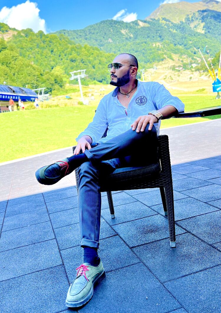  ,   Elxan, 35 ,  