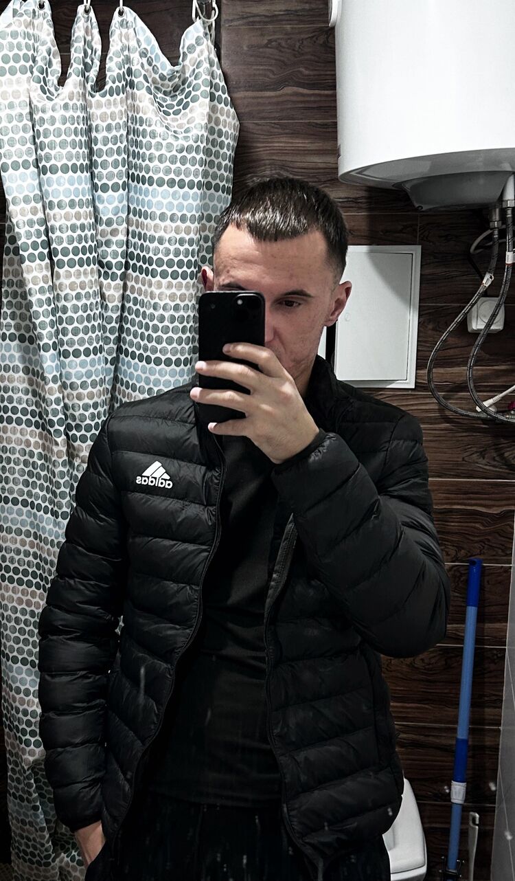  46388507  , 28 ,    