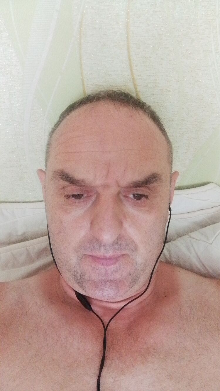  45832597  , 49 ,    