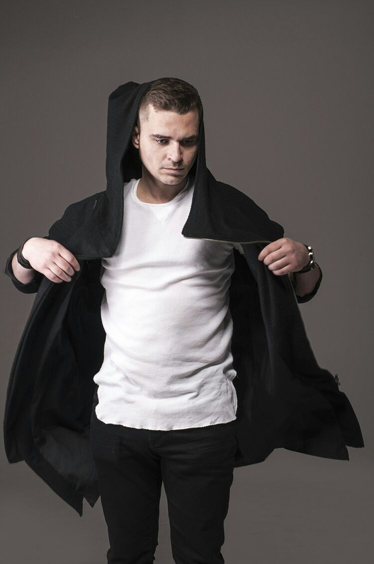  ,   Pawel, 37 ,   ,   