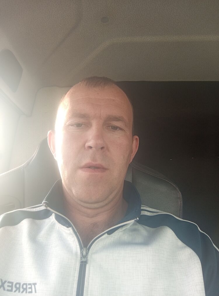  51548817  , 37 ,    