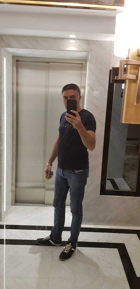  20998677  Poyraz, 39 ,    