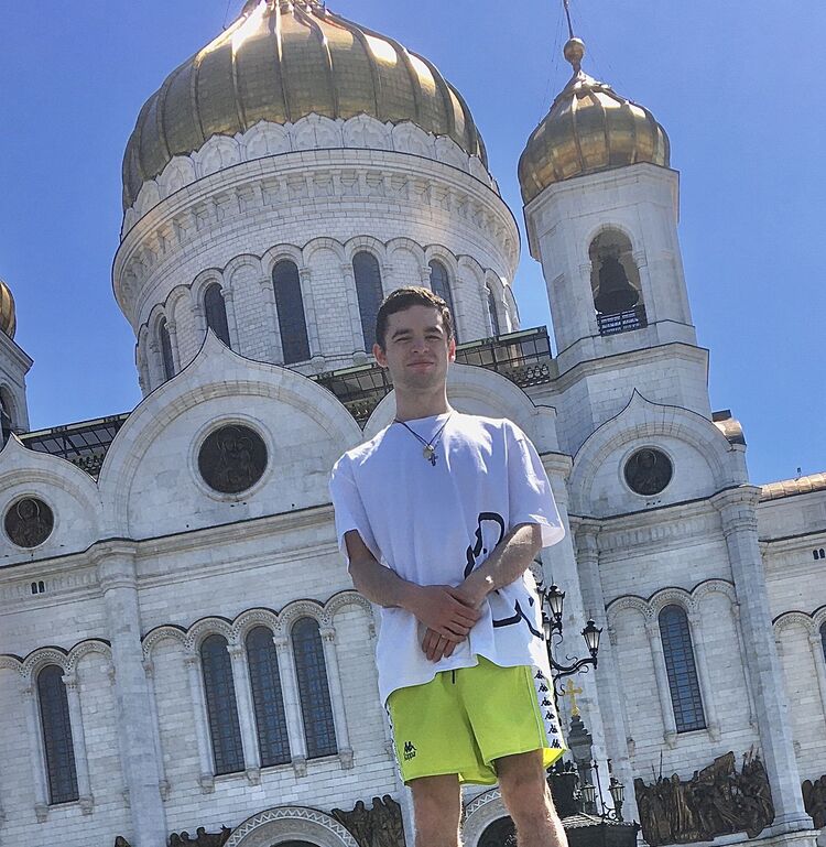  --,   , 24 ,  