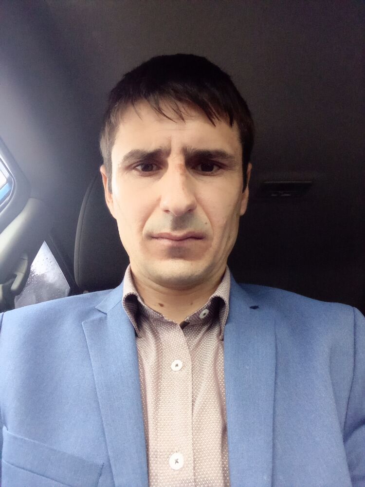  ,   Iurie, 32 ,   c 