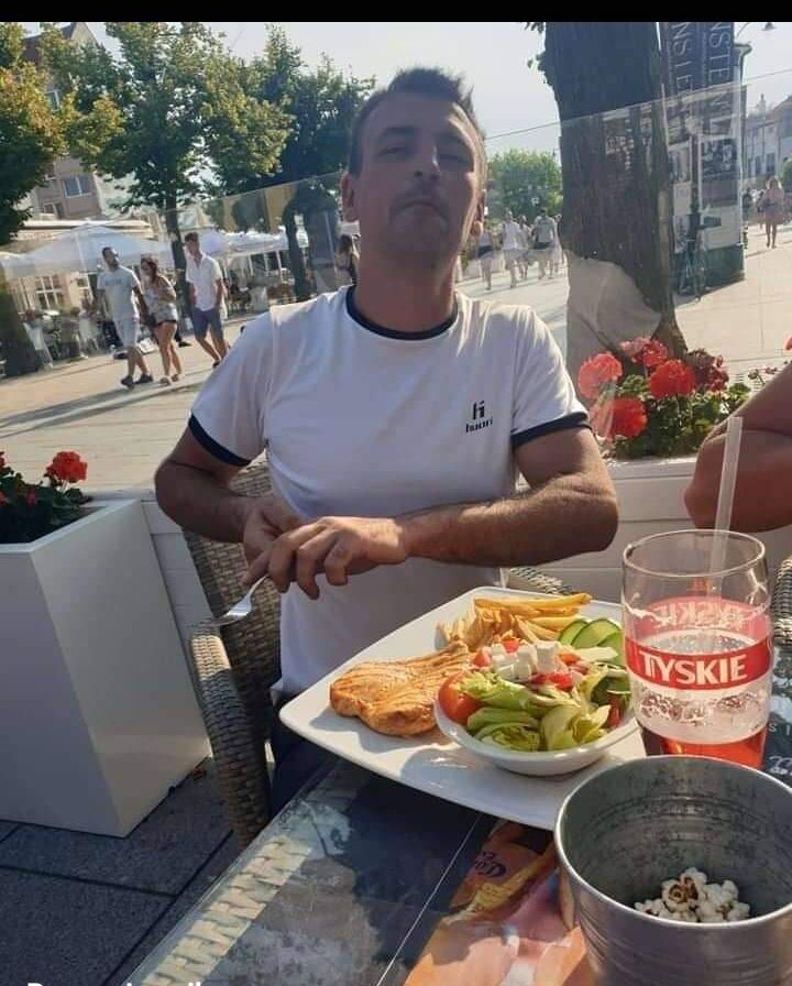 27822707  , 41 ,    