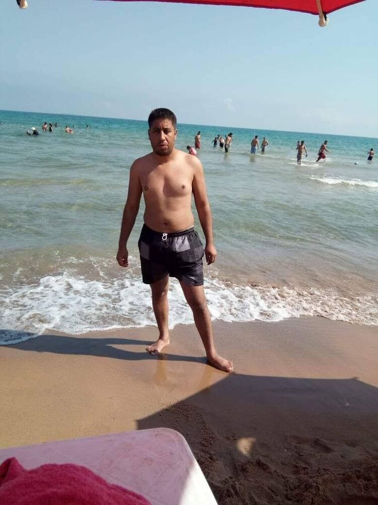  44240817  Kader, 39 ,    Algiers