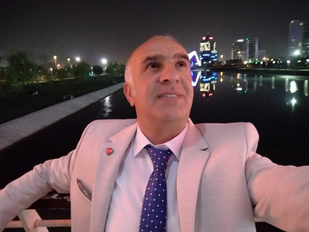  24136567  Halis Abdulk, 53 ,    
