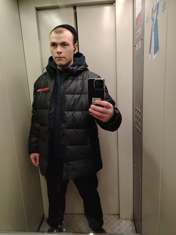  48497677  , 37 ,    