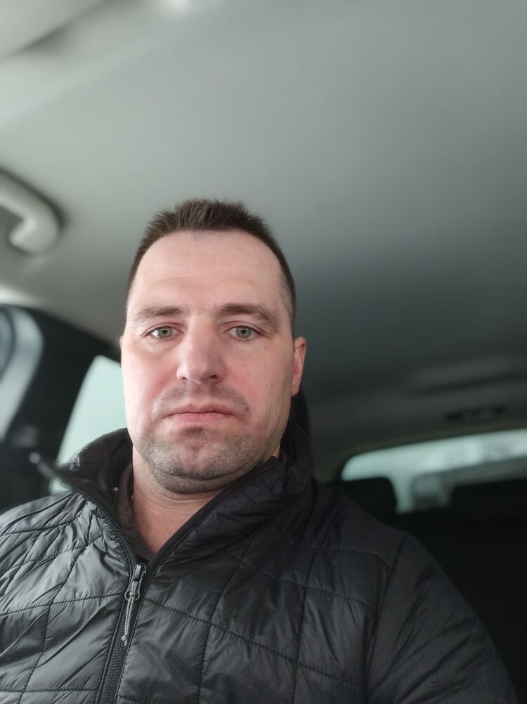  ,   Dima, 44 ,   ,   , c , 