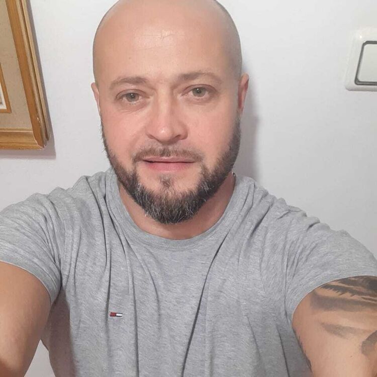 ���������� Barcelona, ���� ������� Miro, 44 ����, ������������ ��� ������, ����� � ���������