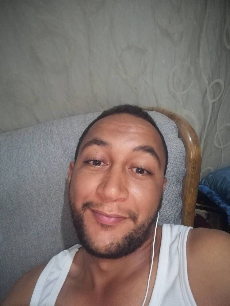  Tunis,   Moez mannoub, 33 ,   ,   