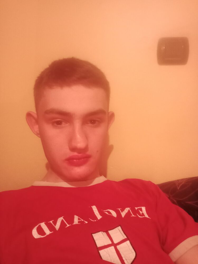  42836337  , 21 ,    Saint-Jean-De-Maurienne