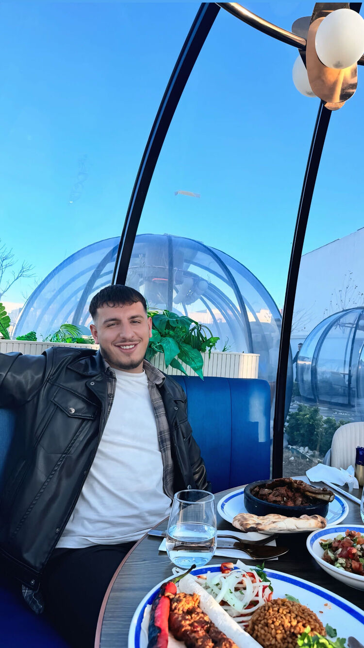  ,   Diyar, 25 ,   ,   