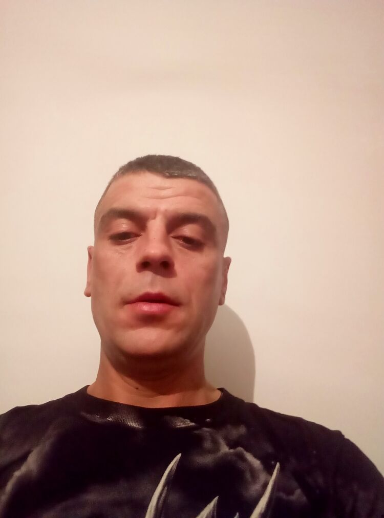  24757787  , 42 ,    