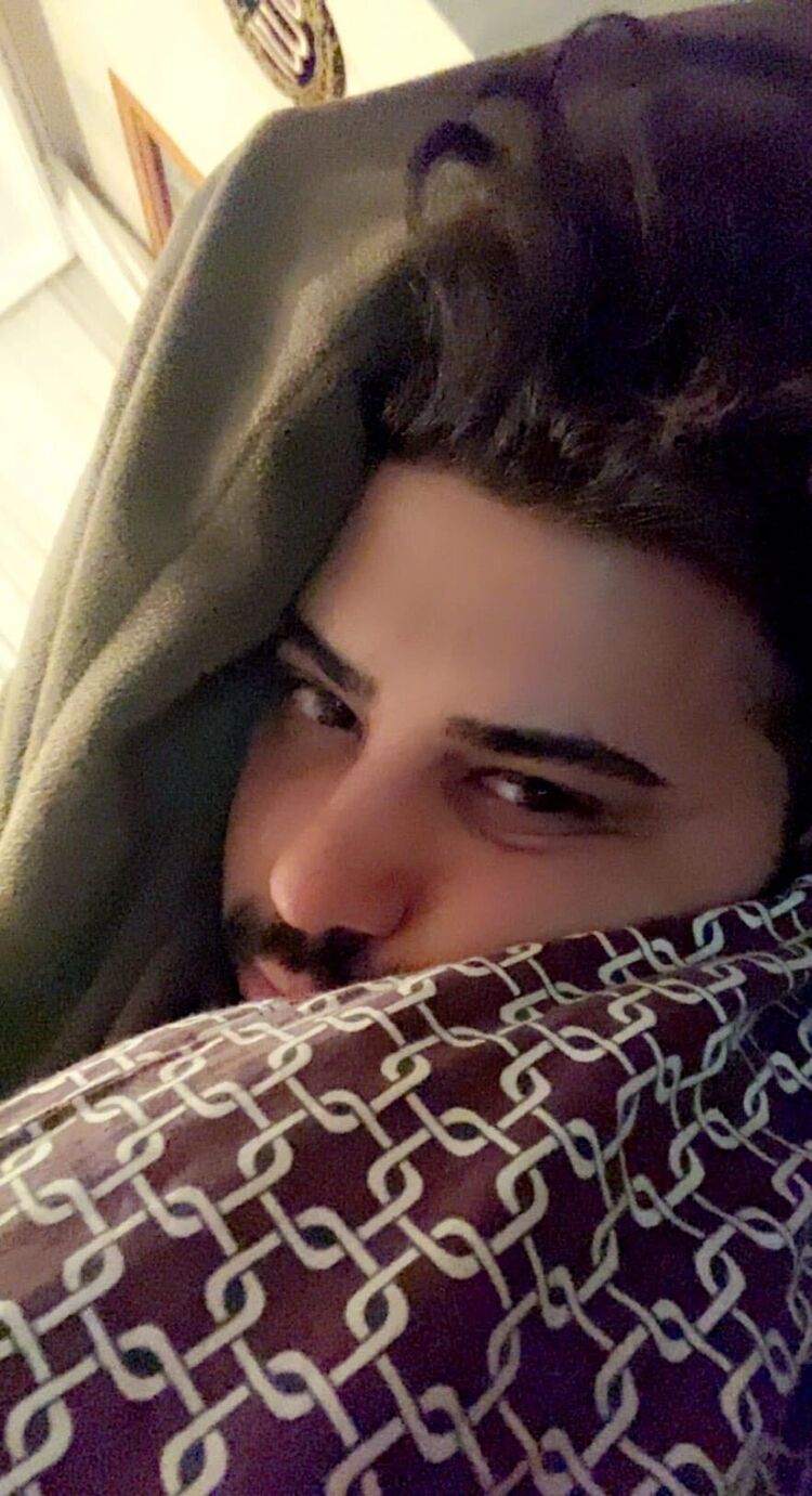  ,   Emir, 27 ,   ,   