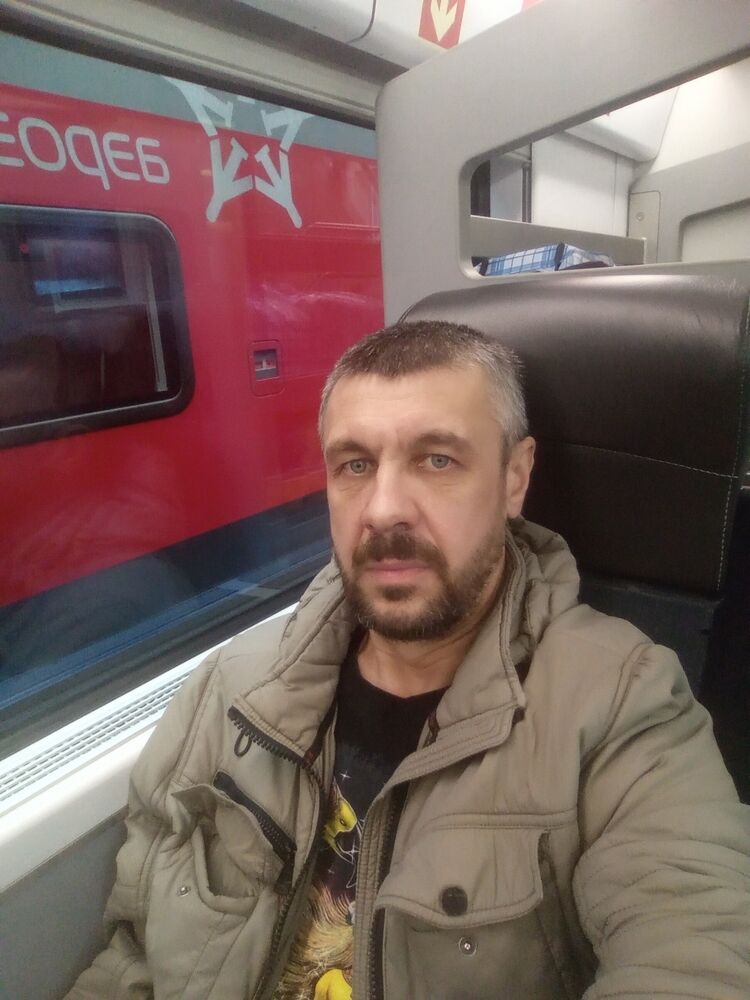  41241177  Vlad, 53 ,    