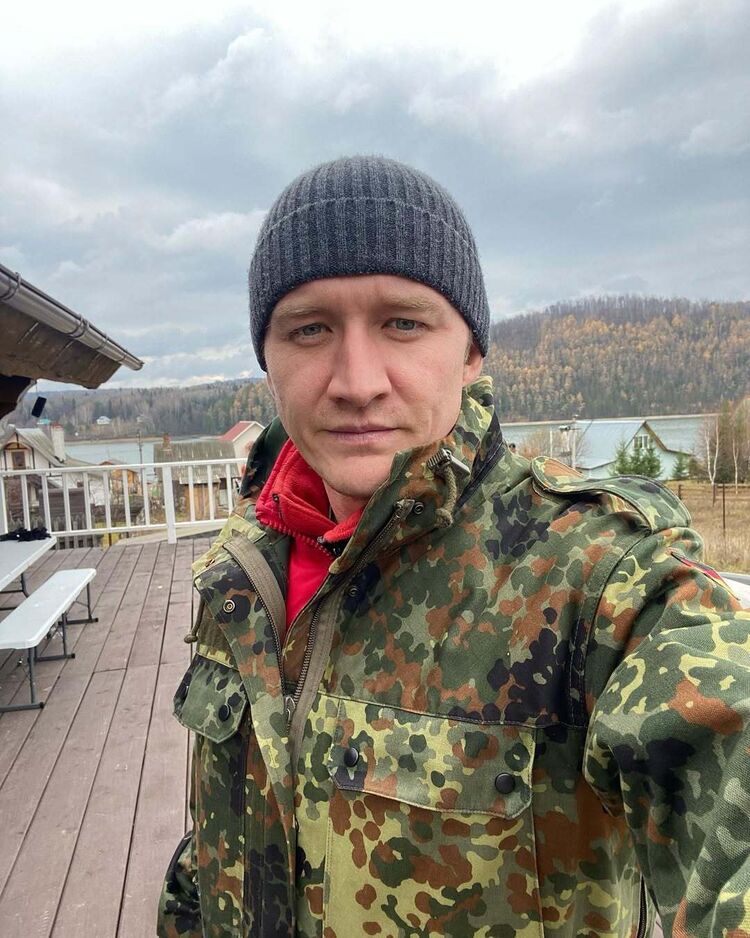  53784907  , 37 ,    -